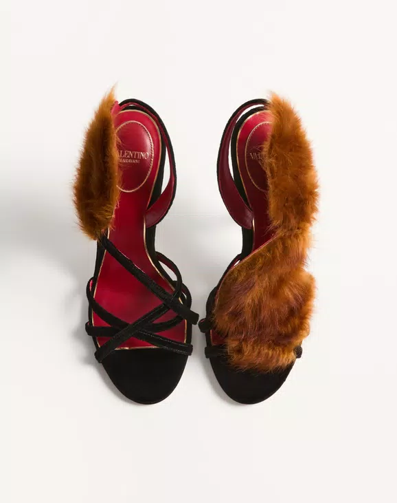 Valentino Fetishique Velvet Sandal With Fur Leaf 105 Mm - Image 5